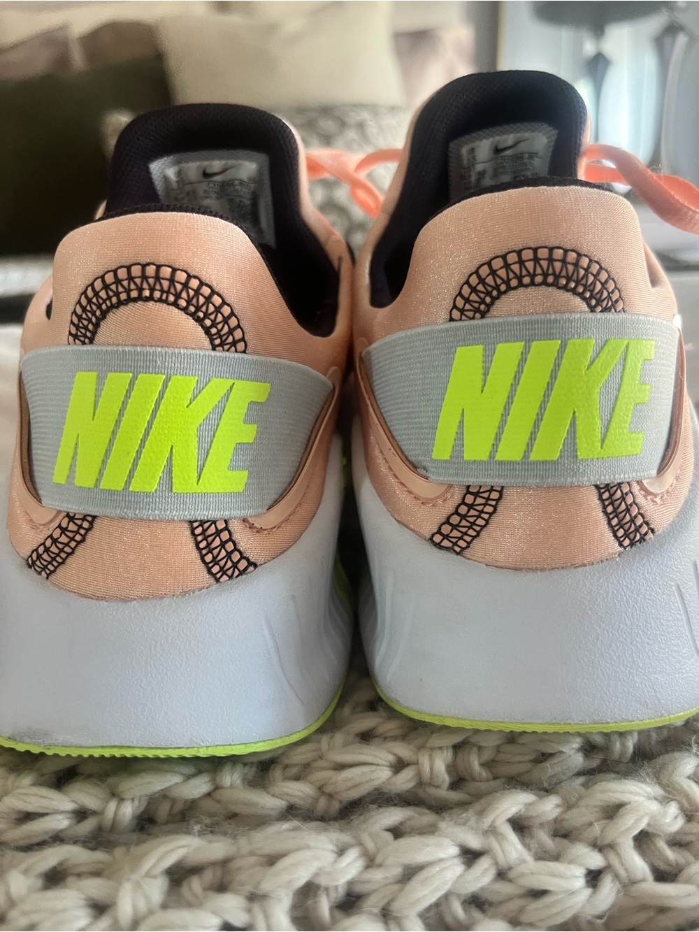 Nike Free Metcon Women's 7.5 Arctic Pink Peach Neon Yellow - Picture 5 of 12